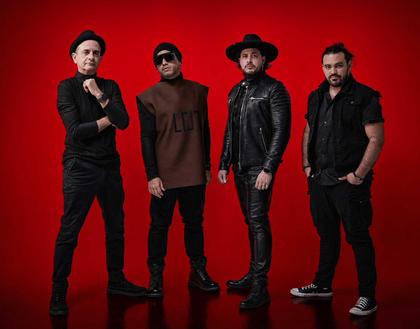 Maná pictured against a red background